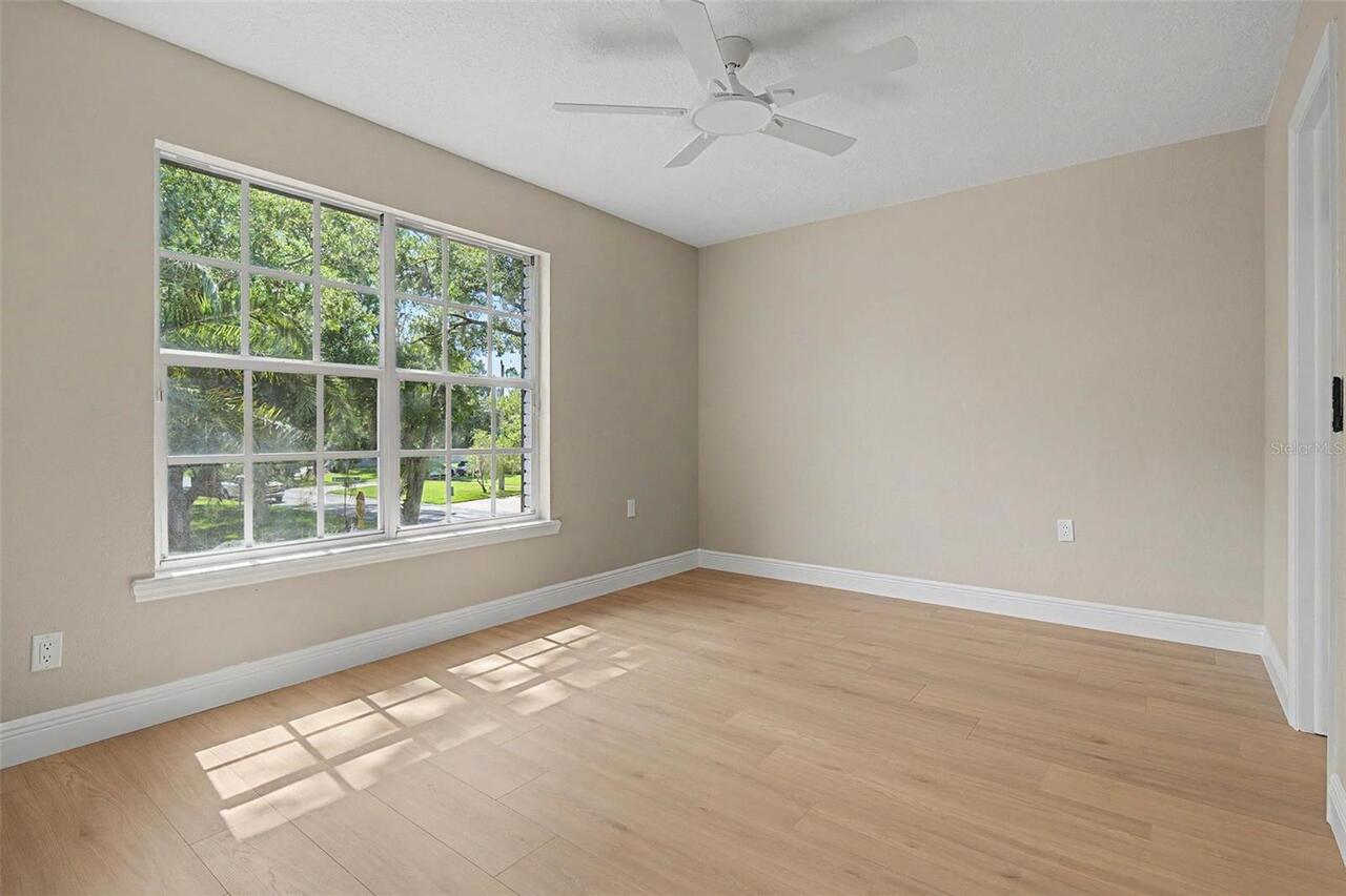 Listing Photo 32