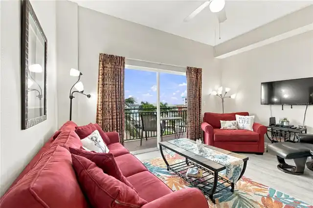Listing Photo 9