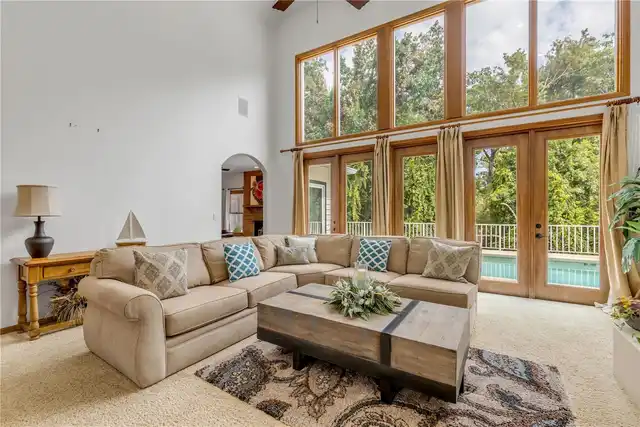 Listing Photo 19