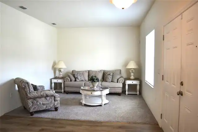 Listing Photo 13