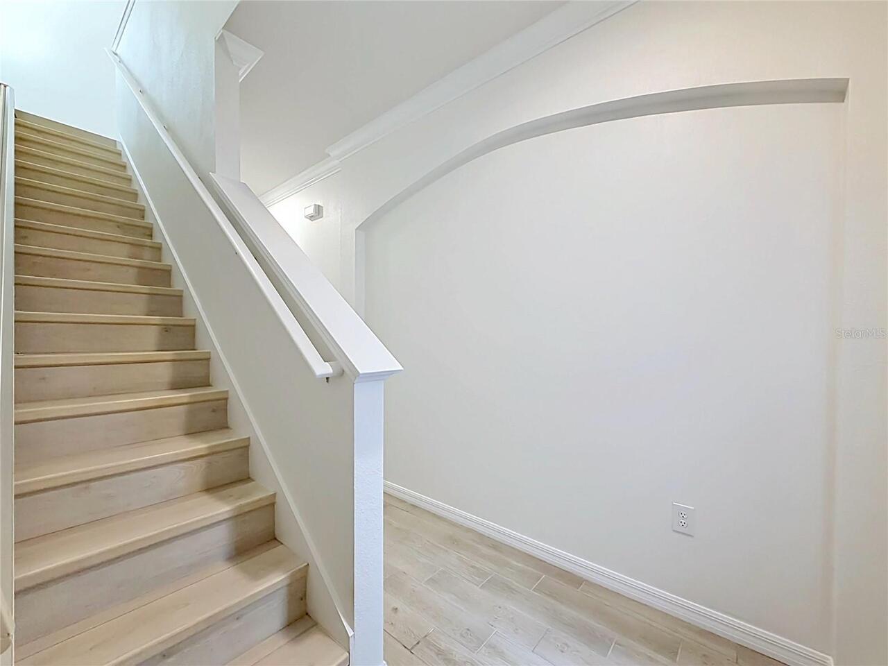Listing Photo 16