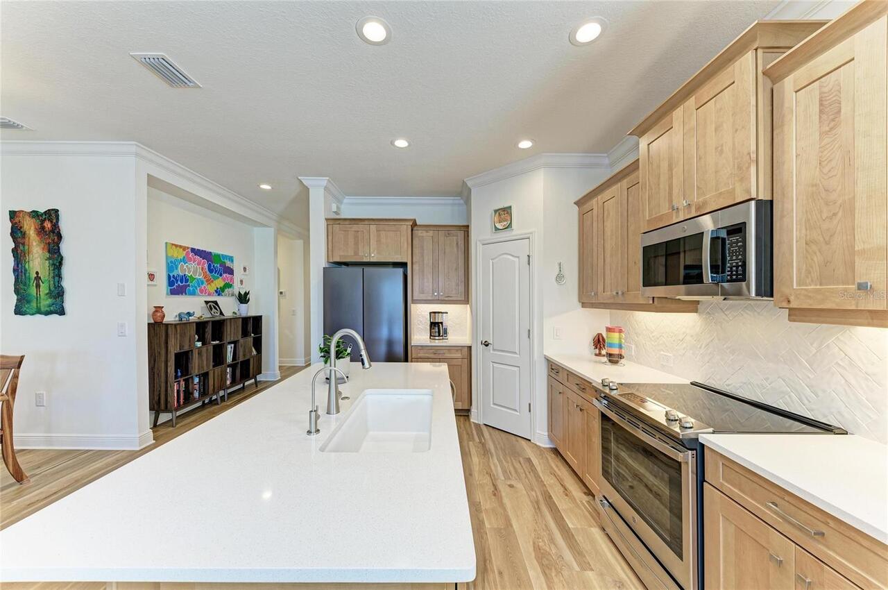 Listing Photo 17