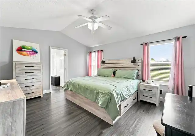 Listing Photo 29