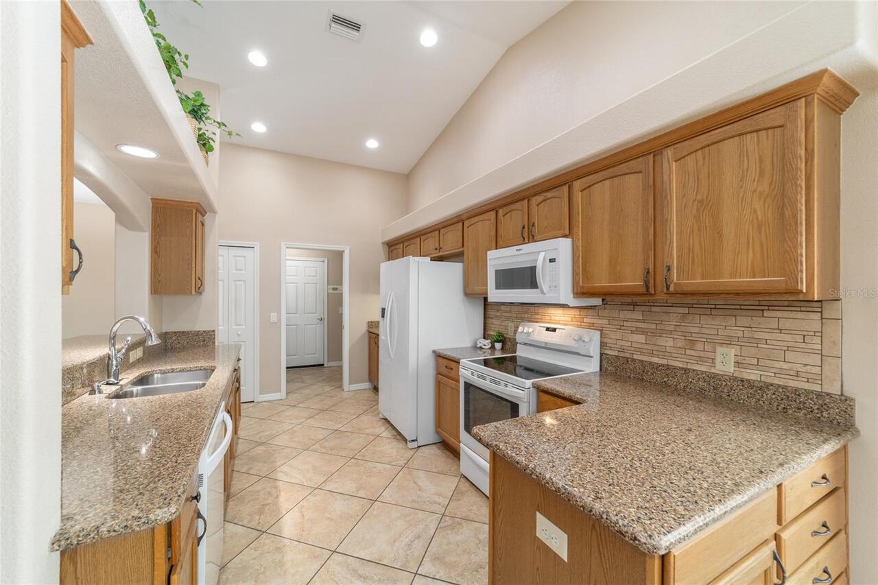Listing Photo 18