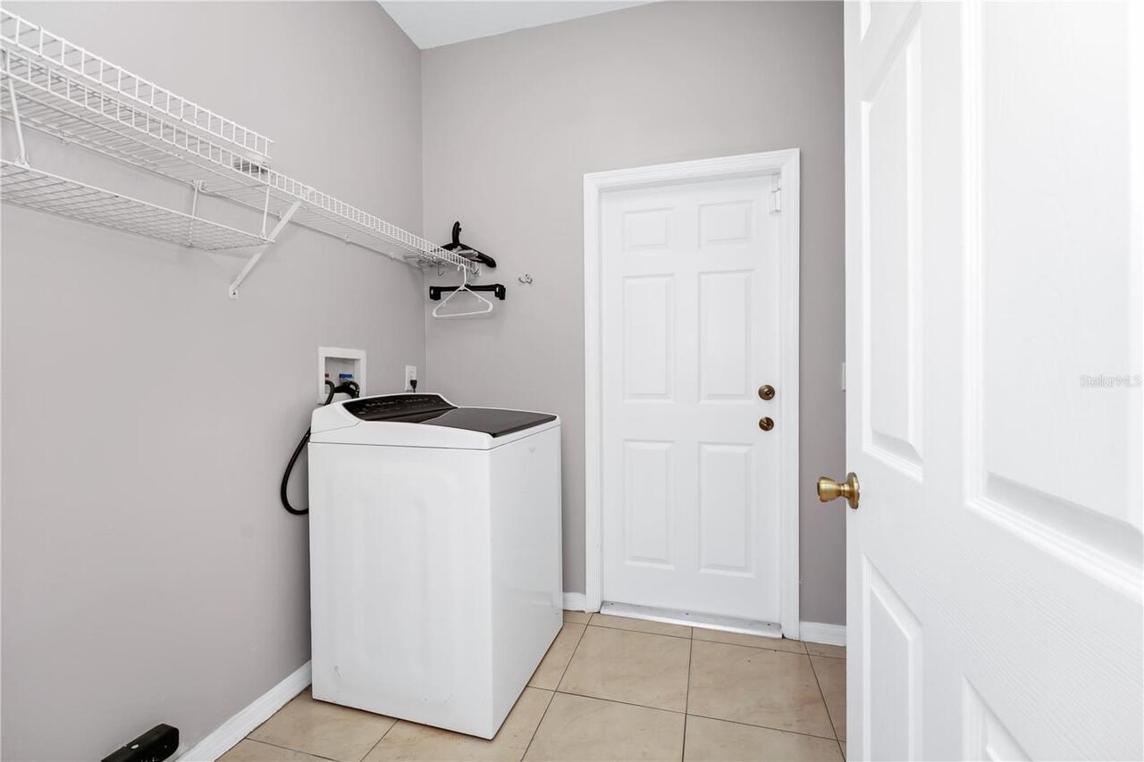 Listing Photo 8