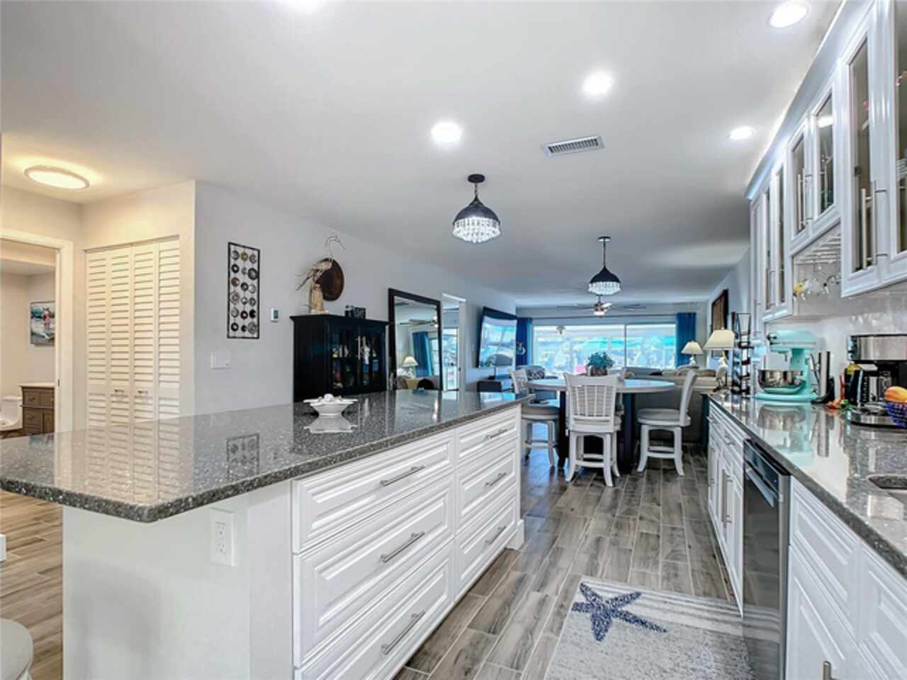 Listing Photo 16