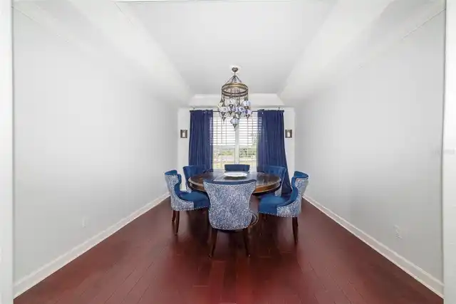 Listing Photo 9