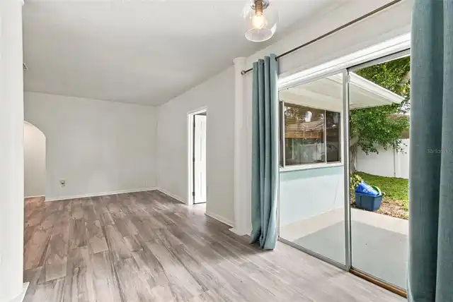 Listing Photo 17
