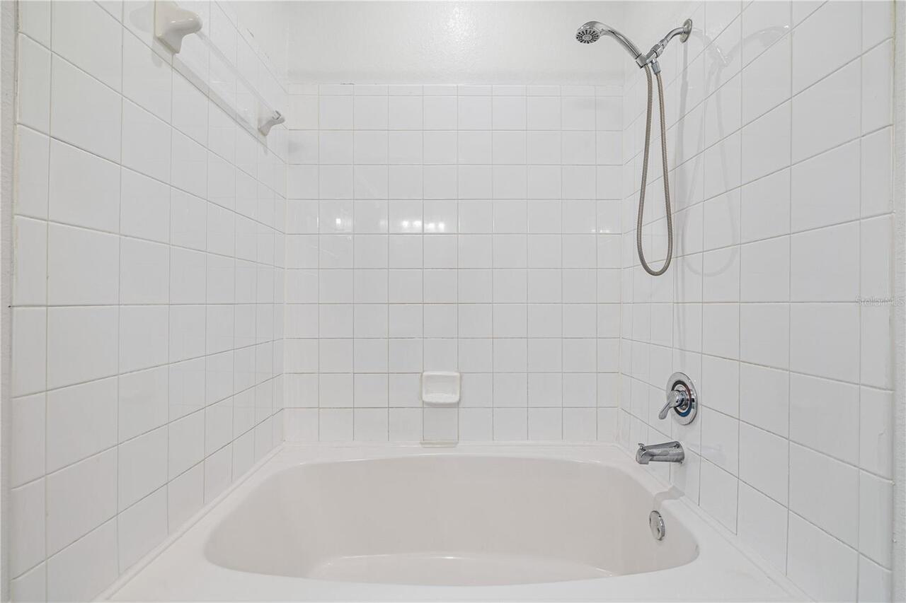 Listing Photo 20