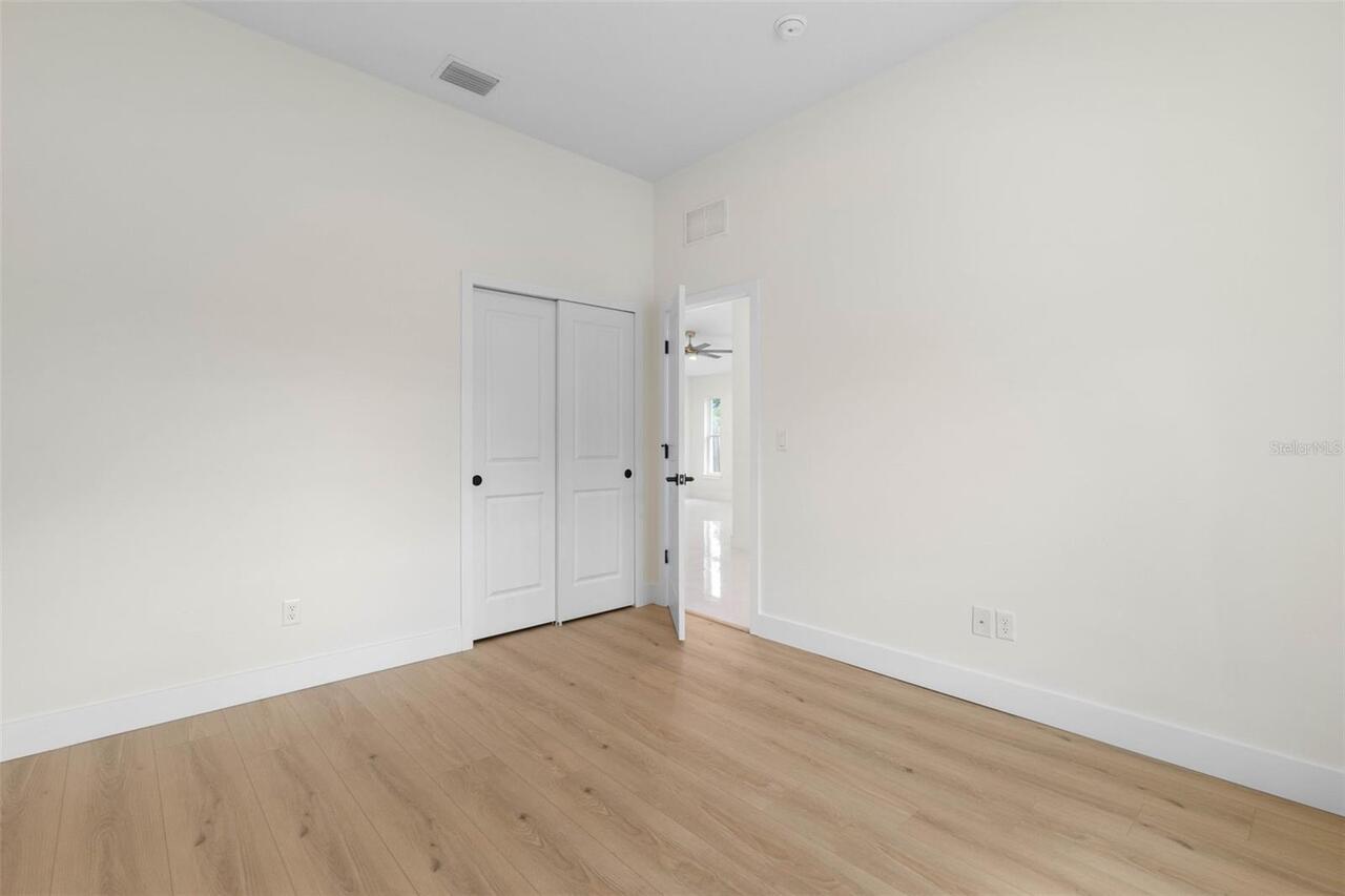 Listing Photo 43
