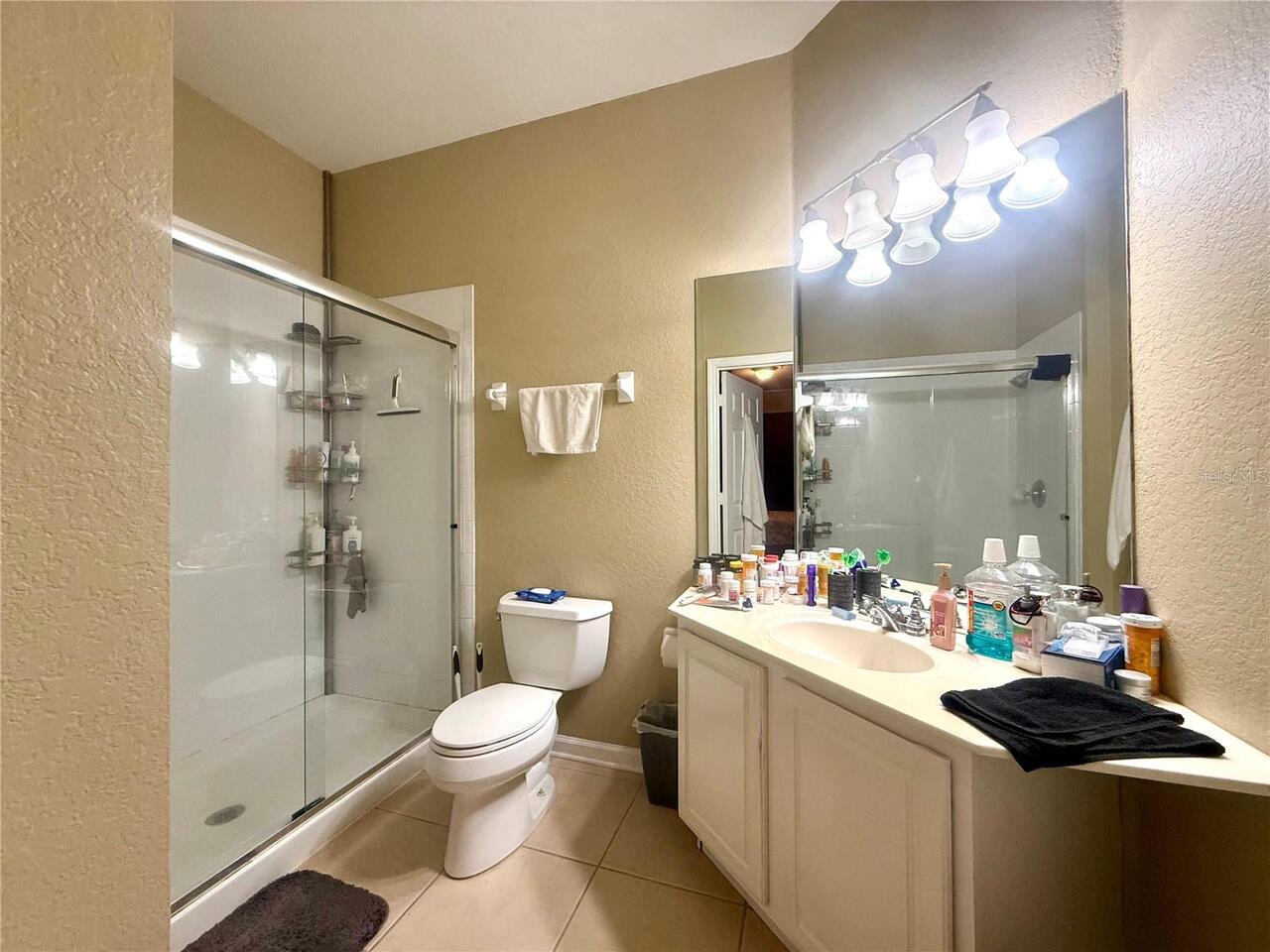 Listing Photo 8