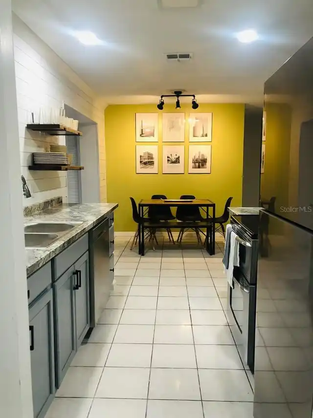 Listing Photo 7