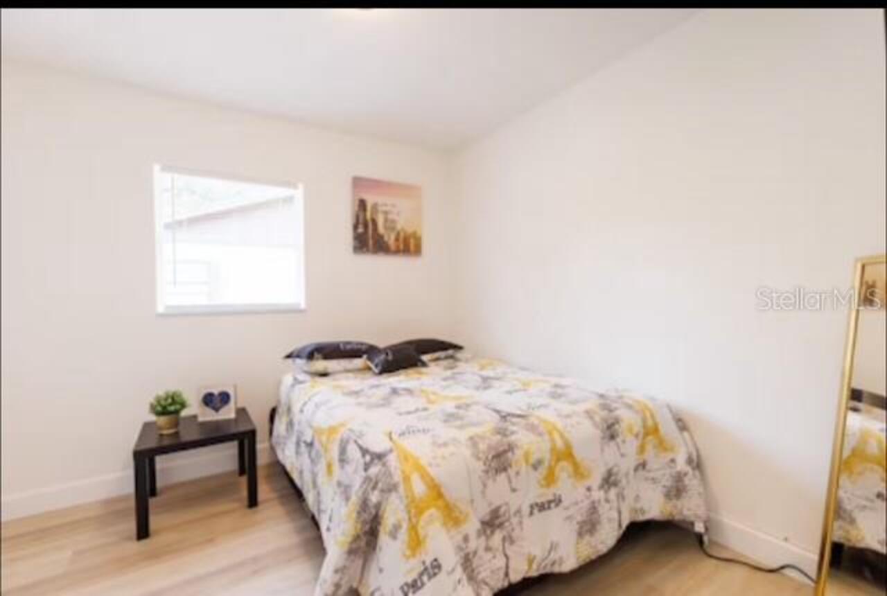 Listing Photo 10