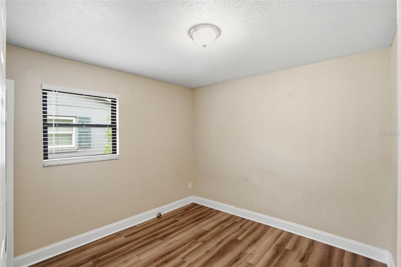 Listing Photo 20