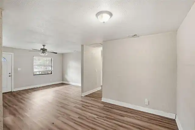 Listing Photo 7