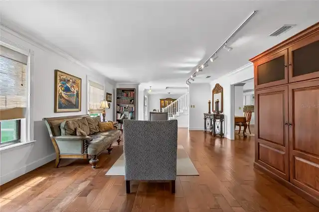 Listing Photo 25