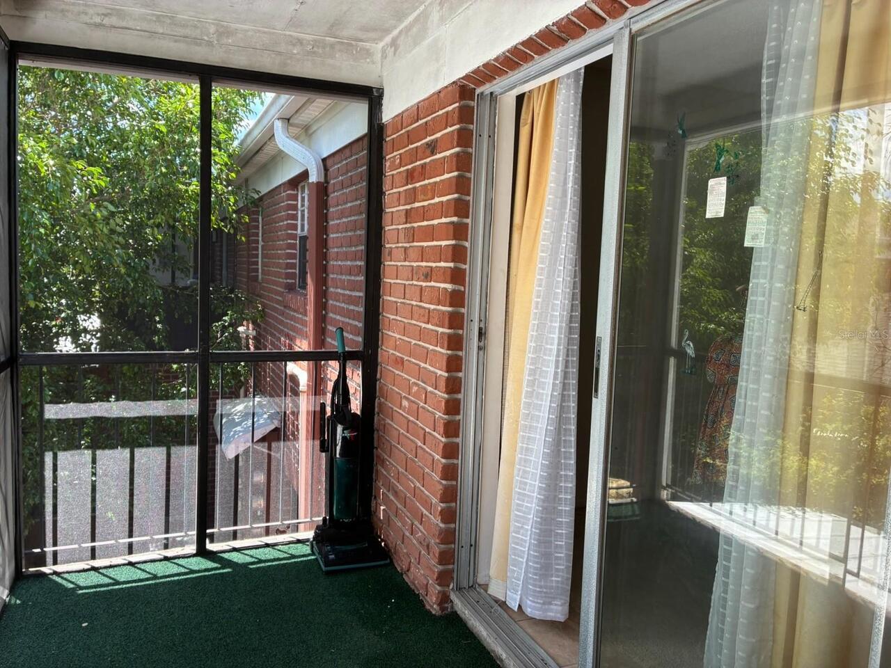 Listing Photo 11