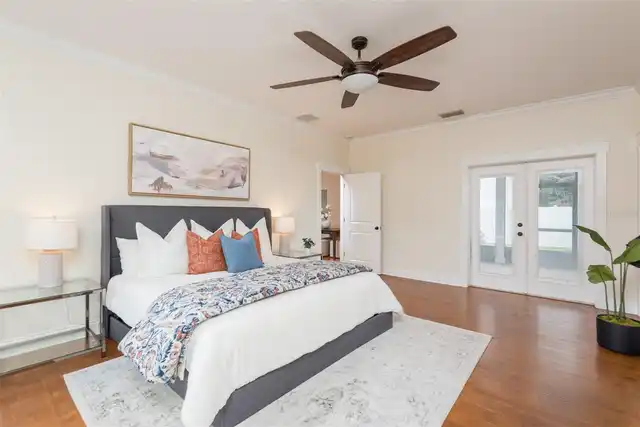 Listing Photo 17