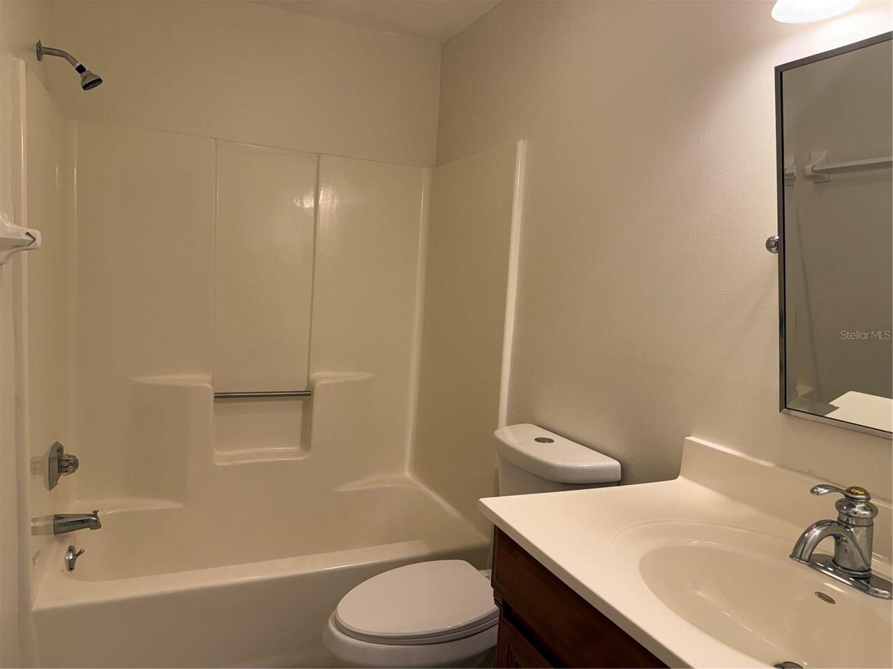 Listing Photo 16