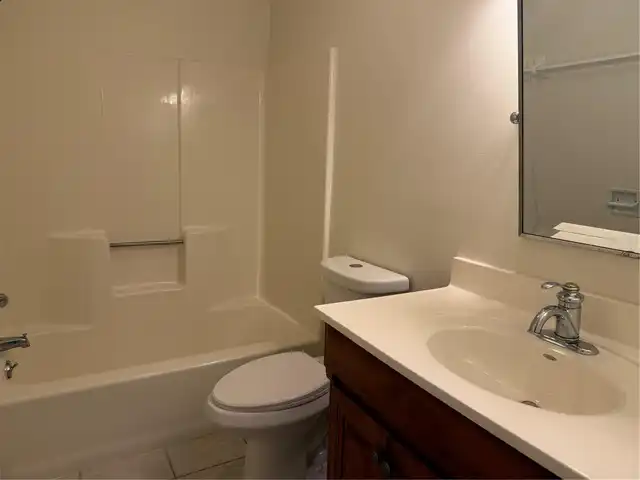 Listing Photo 15