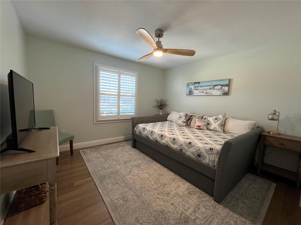 Listing Photo 32