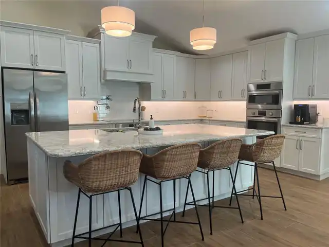 Listing Photo 18
