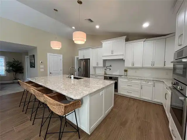 Listing Photo 20