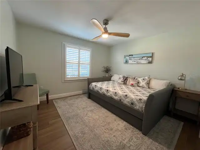 Listing Photo 28