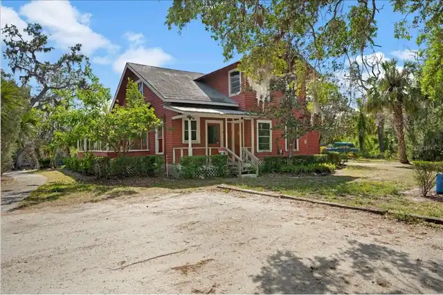 Listing Photo 28