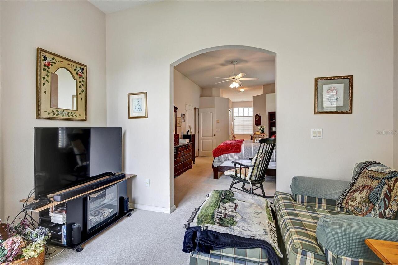 Listing Photo 14