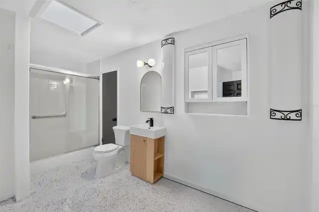 Listing Photo 18