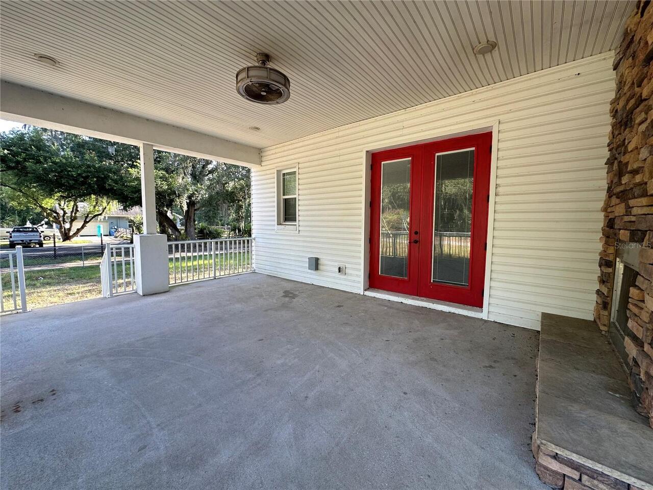 Listing Photo 5
