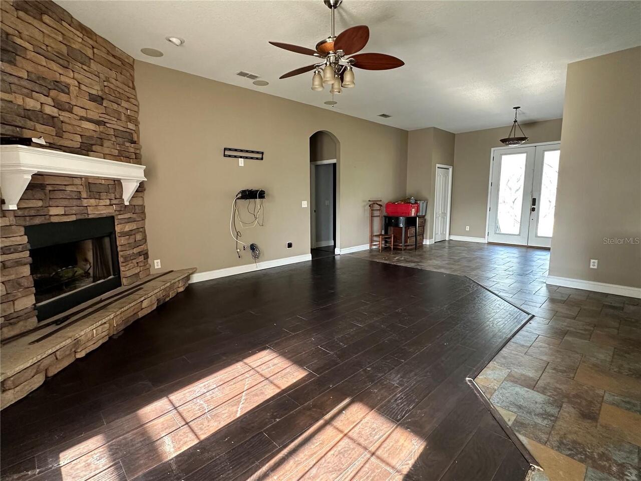 Listing Photo 15