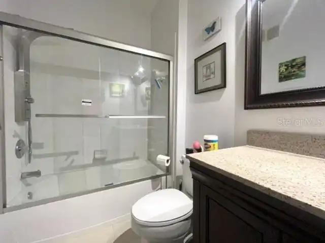 Listing Photo 11