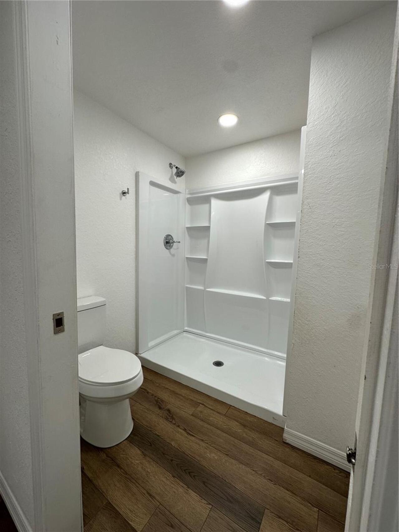 Listing Photo 7