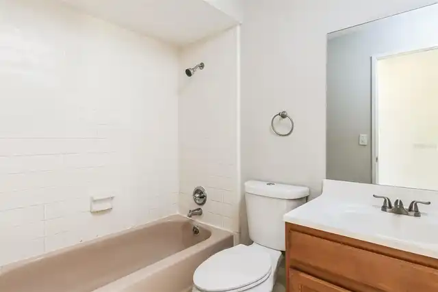 Listing Photo 14