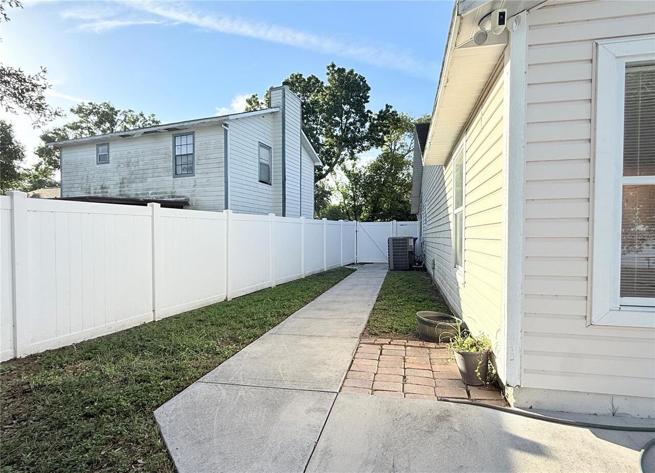 Listing Photo 18