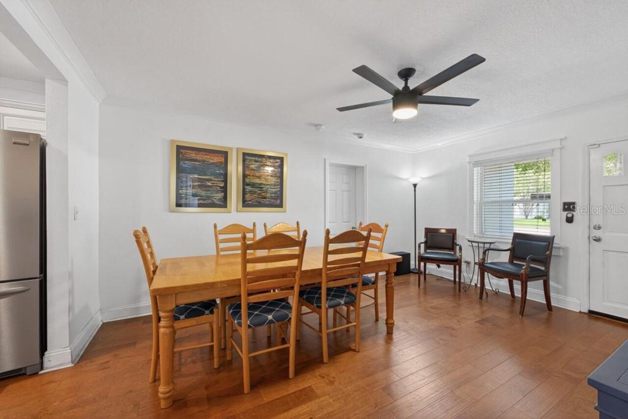 Listing Photo 8