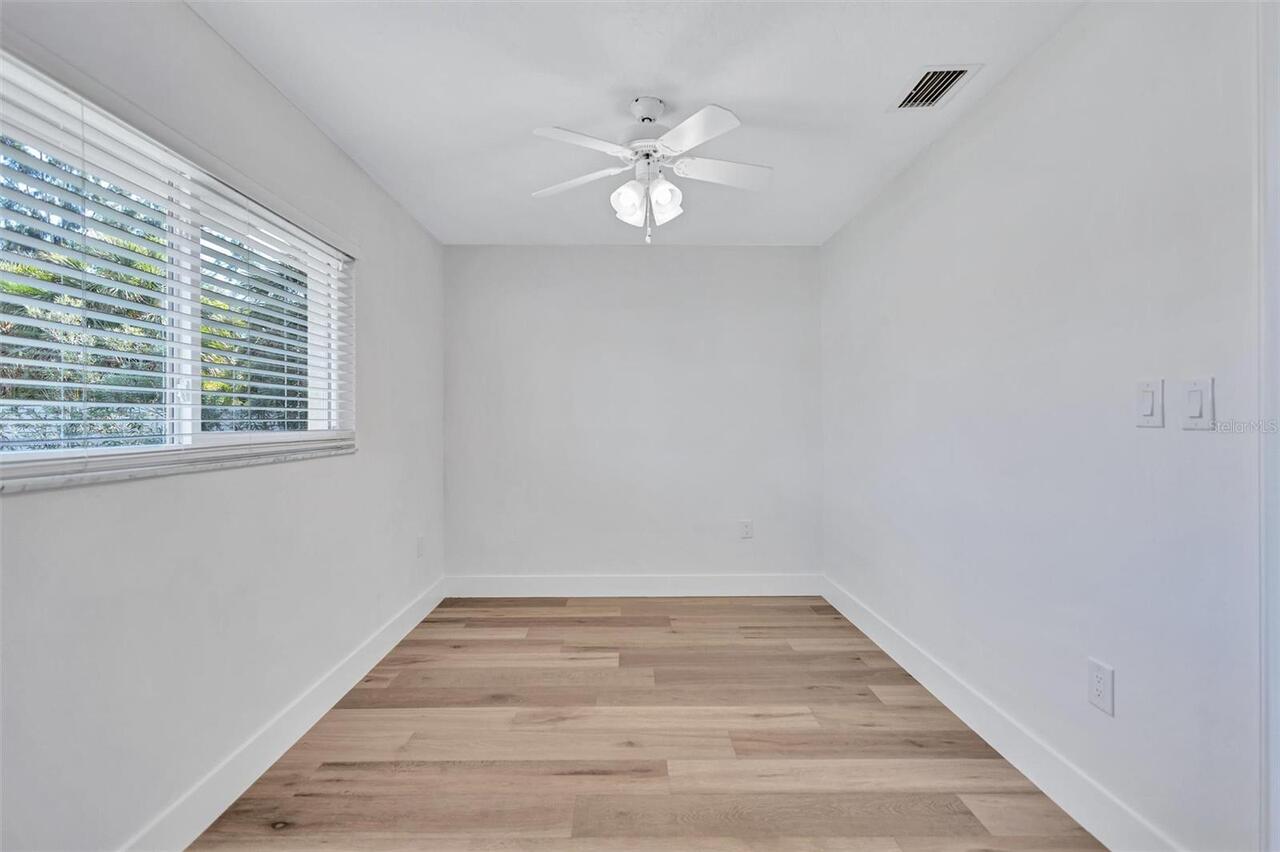 Listing Photo 29