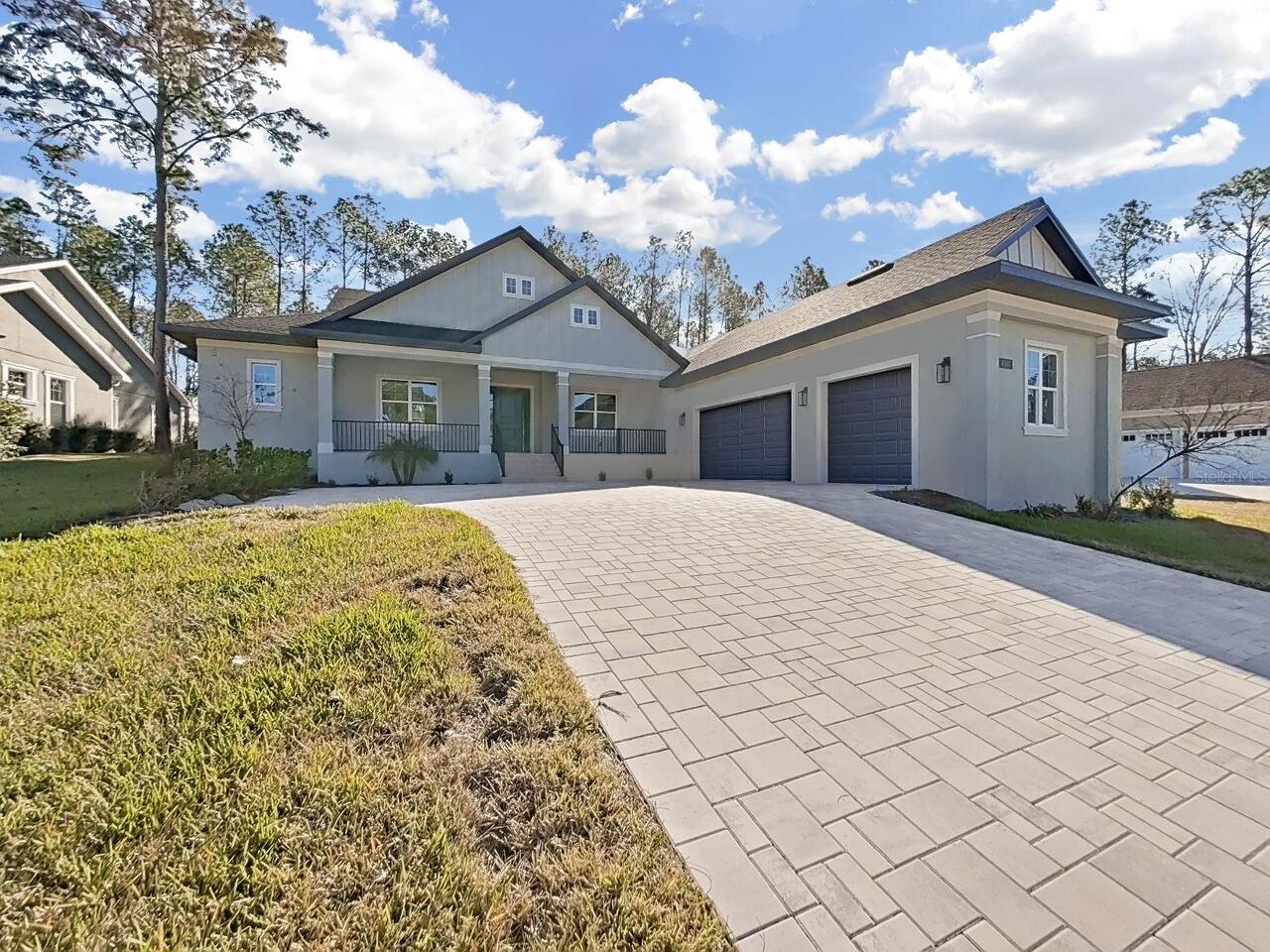 Listing Photo 11
