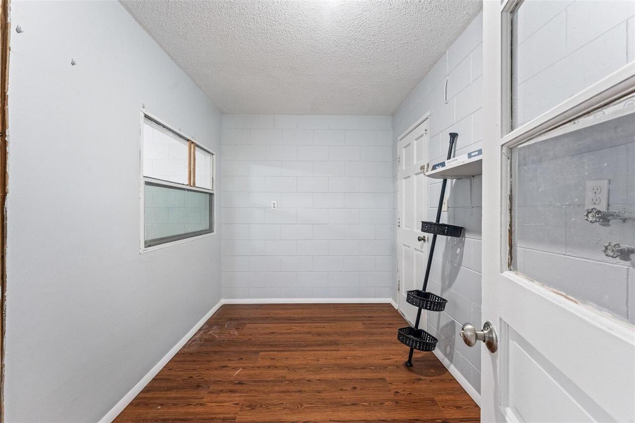 Listing Photo 16