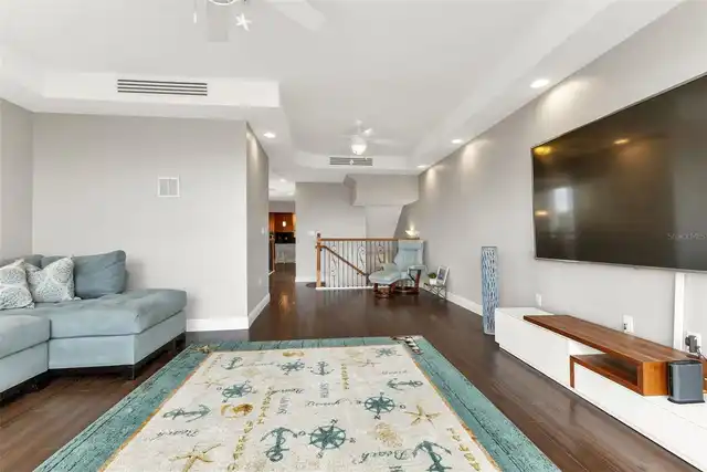 Listing Photo 24