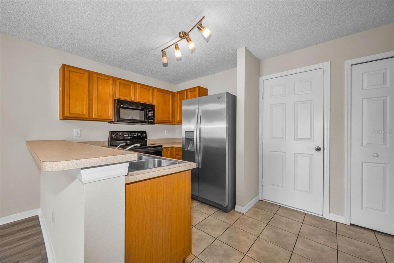 Listing Photo 10