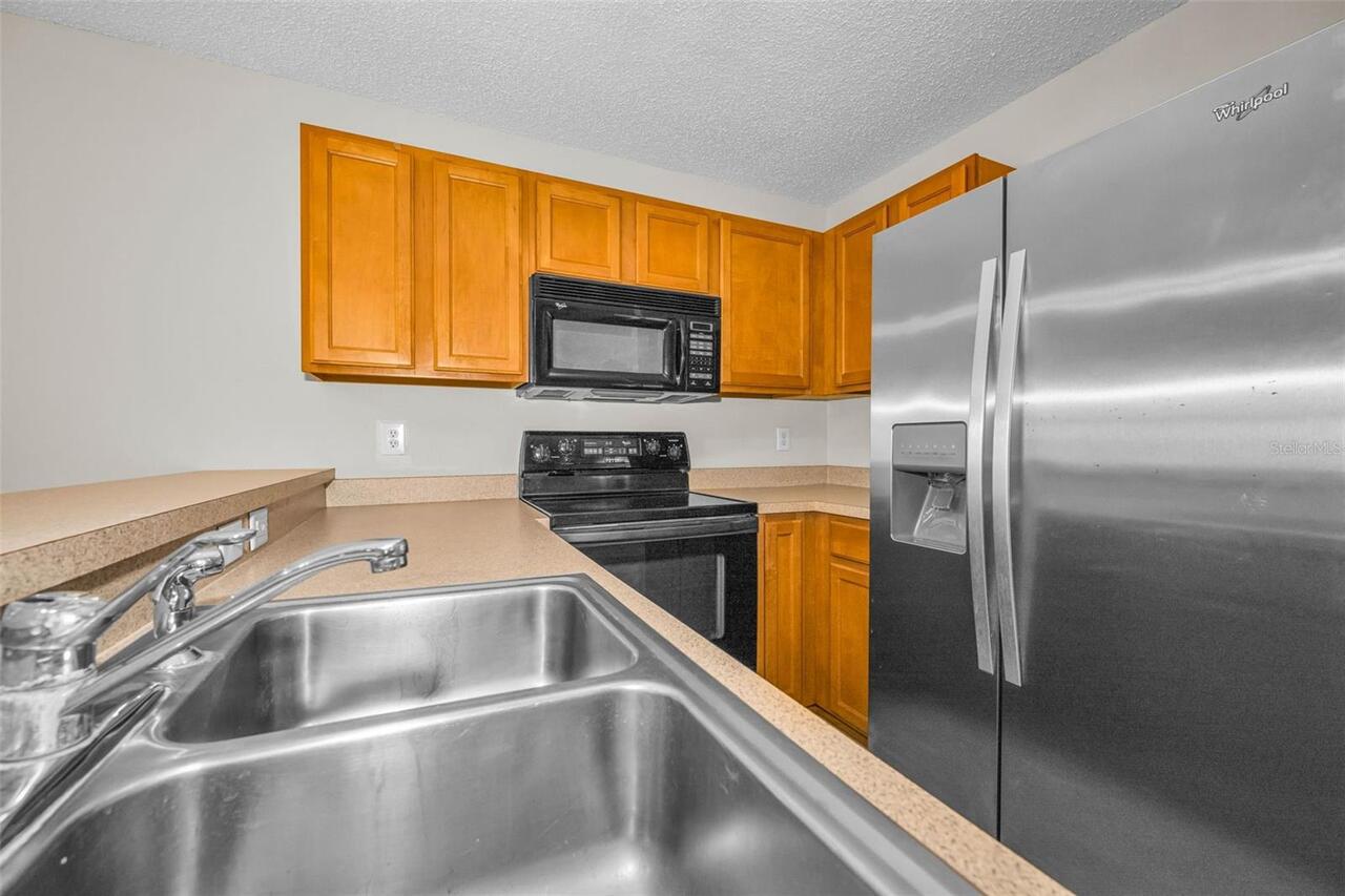 Listing Photo 12