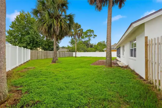 Listing Photo 16