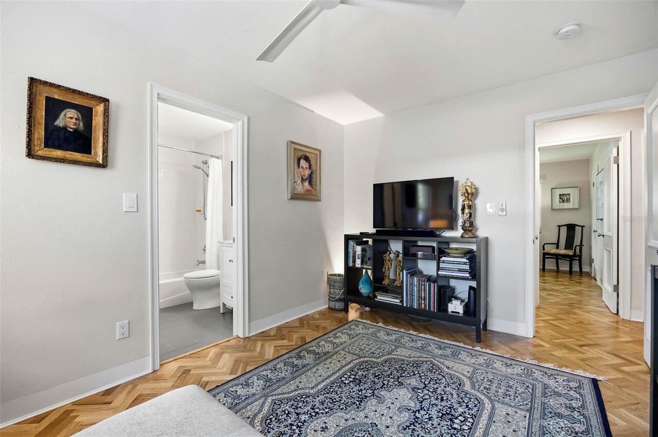 Listing Photo 42