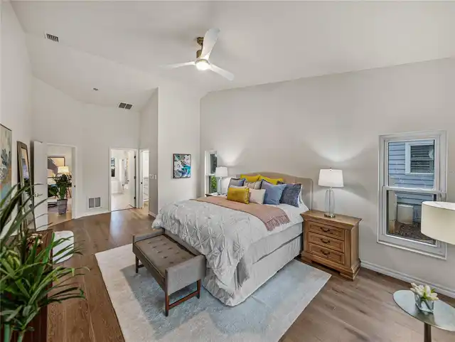 Listing Photo 23