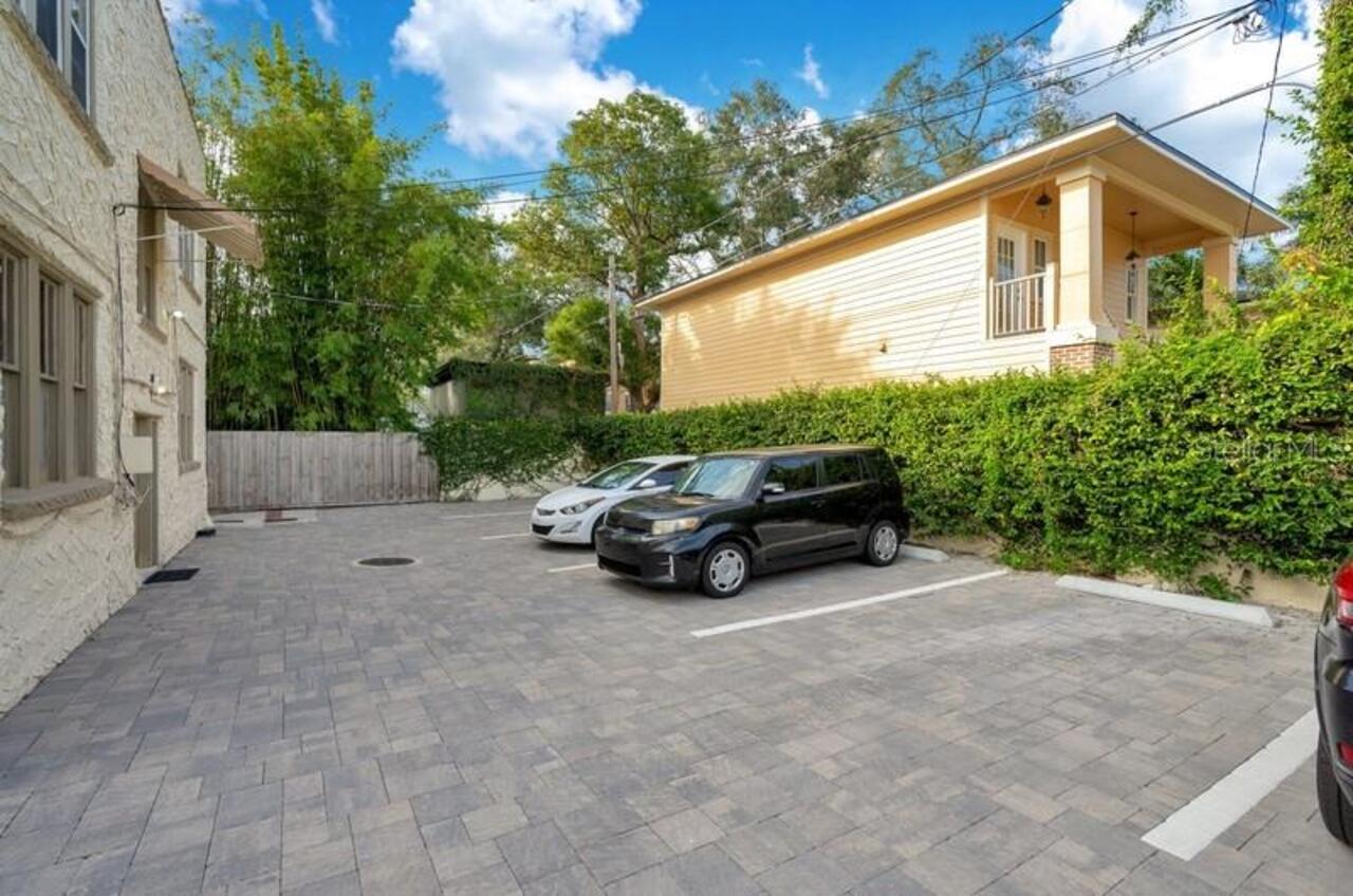 Listing Photo 18