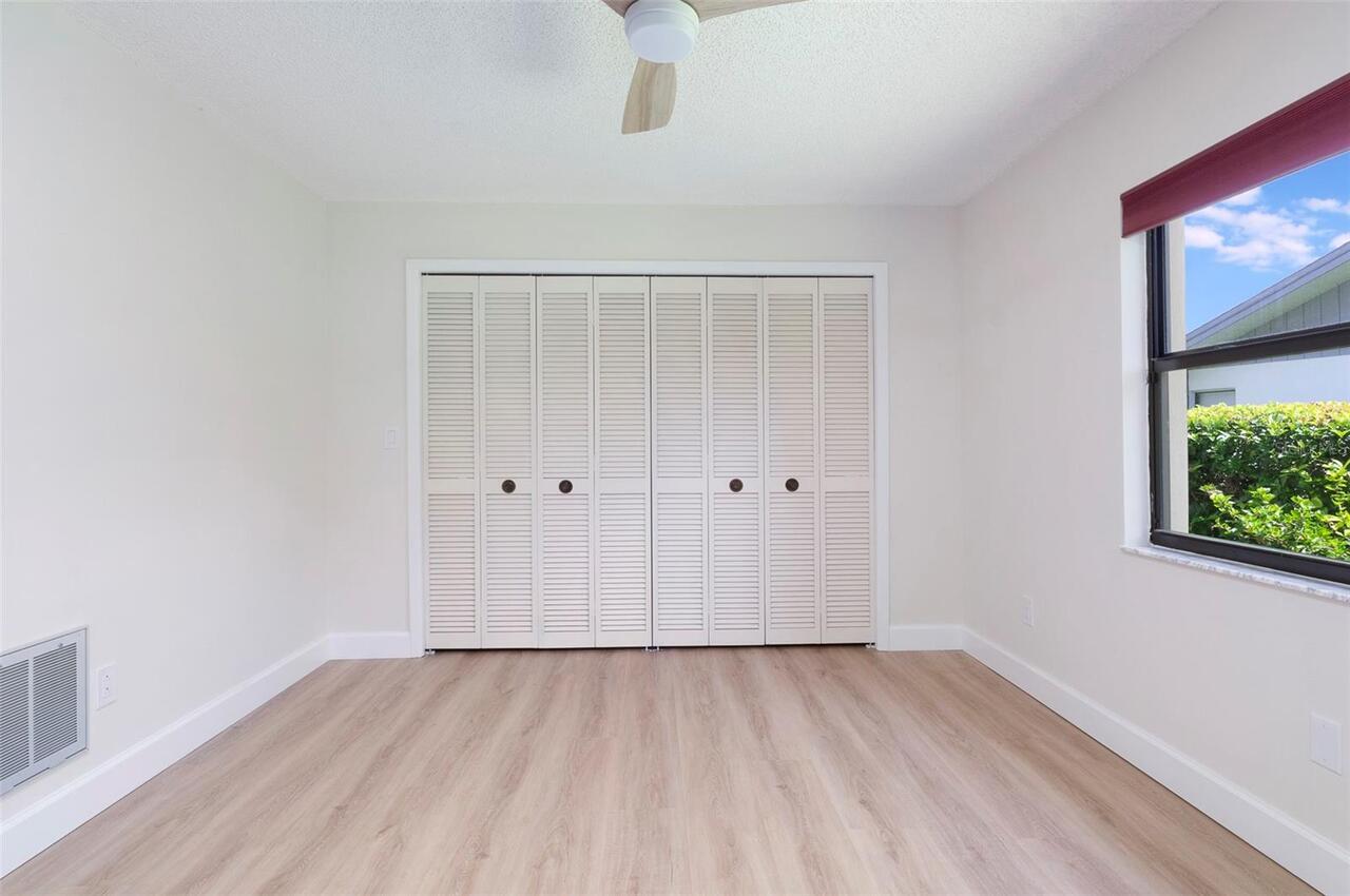 Listing Photo 33