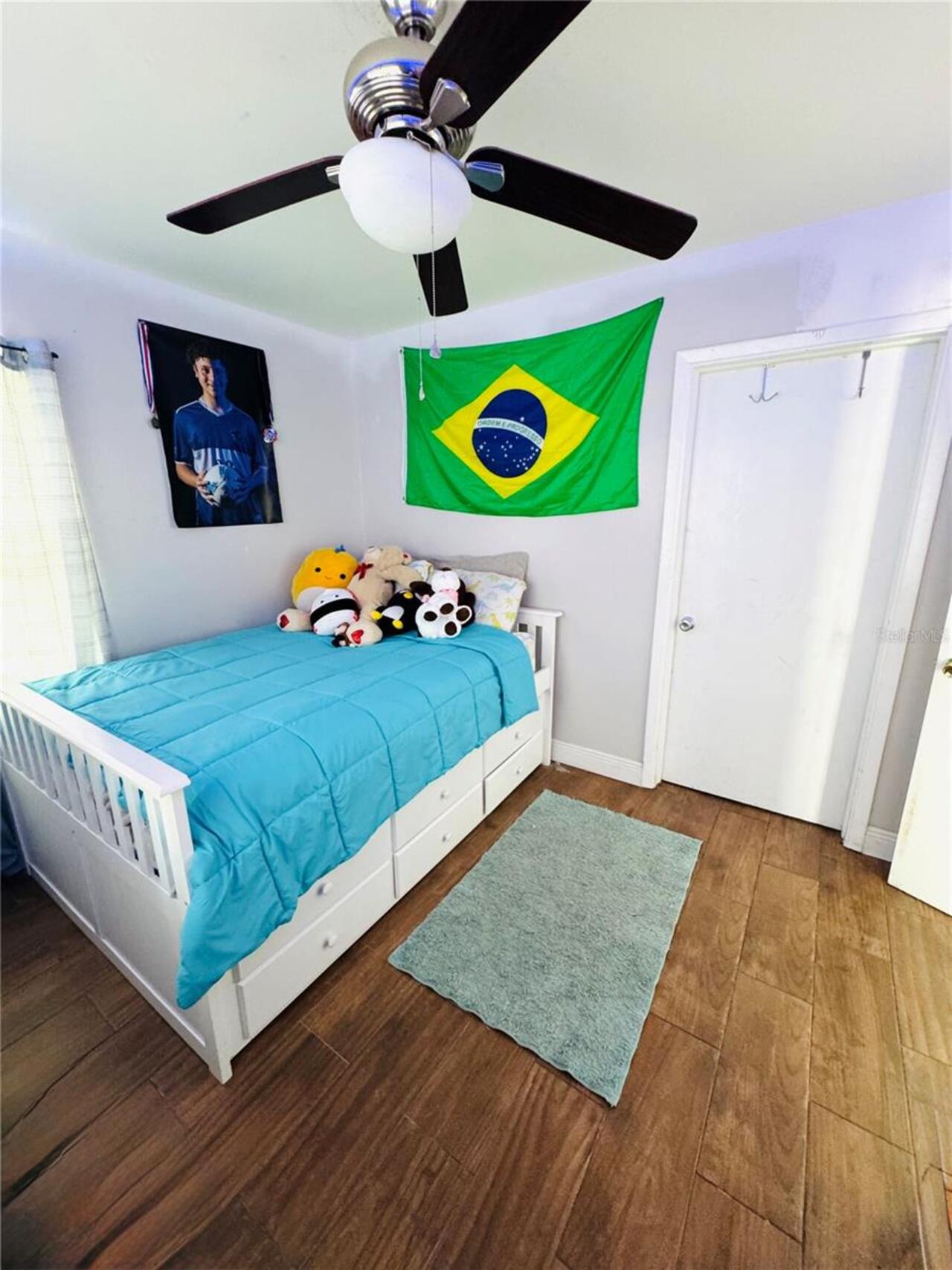 Listing Photo 16
